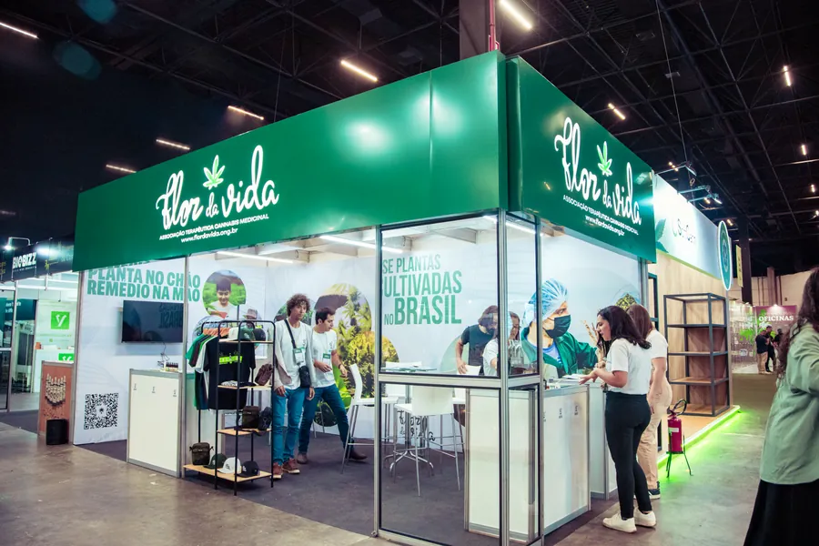 Estande de expositor na feira
