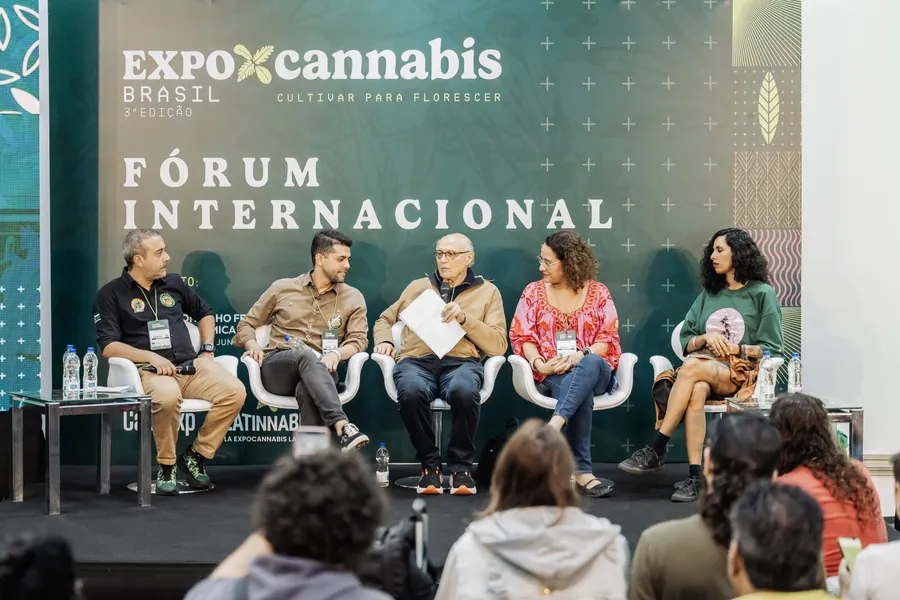 Painel do Fórum Internacional